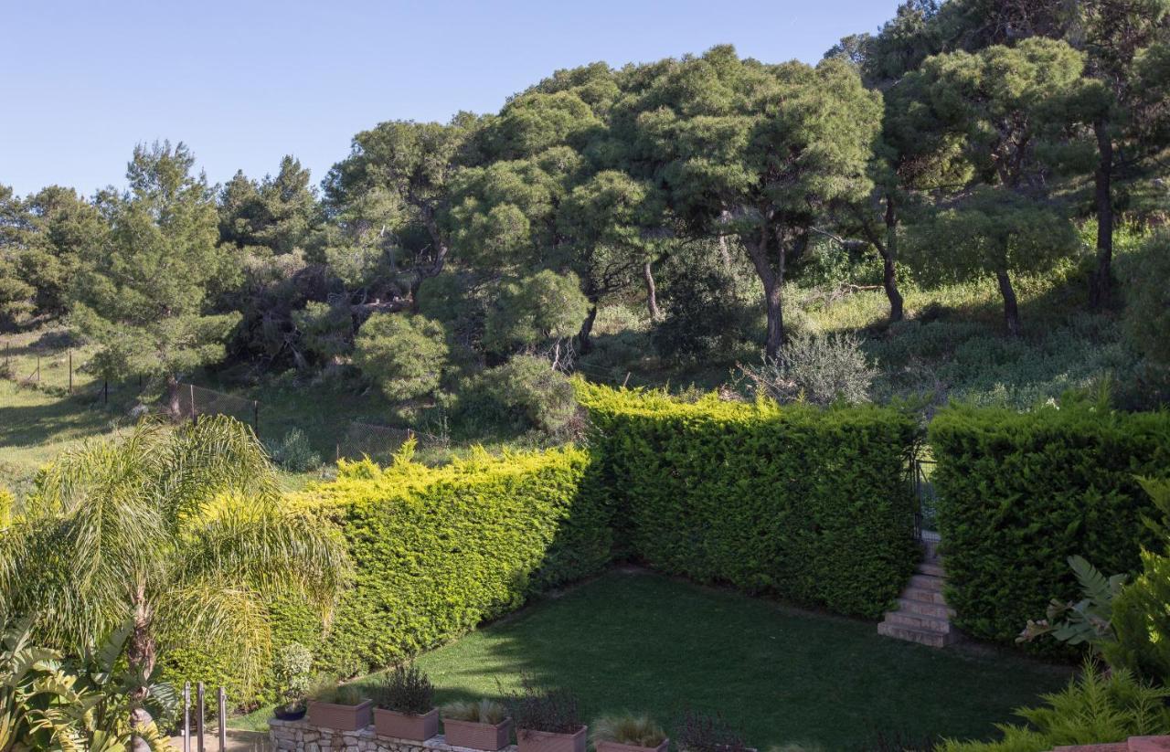Exceptional Villa In Voula Near The Sea Athens Luaran gambar